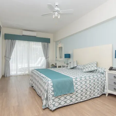 1492 Suites @ La Pinta Beach Club *